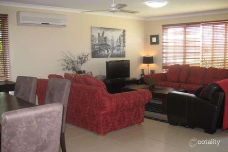 Property photo of 2/3 Rose Crescent Fitzgibbon QLD 4018