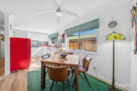 Property photo of 137 Cane Street Redland Bay QLD 4165