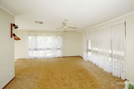 Property photo of 30 Merinda Crescent Kooringal NSW 2650