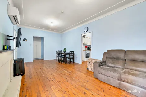 Property photo of 10 Ryan Street Rutherford NSW 2320