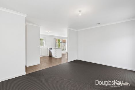 Property photo of 14 Snowbridge Road Tarneit VIC 3029