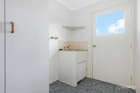 Property photo of 15 Matthew Drive Urangan QLD 4655