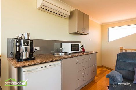 Property photo of 18 Millimumul Way Mullaloo WA 6027