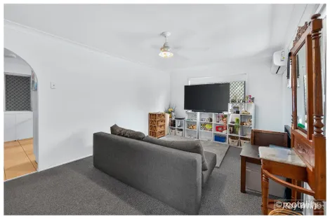 Property photo of 6 Sydney King Close Gracemere QLD 4702
