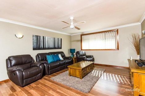Property photo of 4 Stonehaven Drive Metford NSW 2323