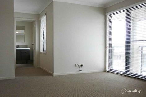 Property photo of 8 Fernlea Crescent Marsden Park NSW 2765