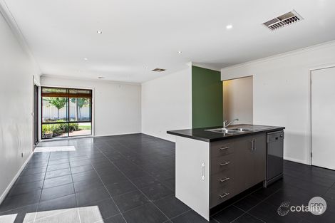 Property photo of 15 Thomas Drive Marong VIC 3515