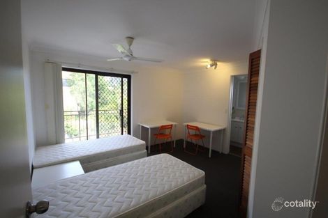 Property photo of 4/32 Mitre Street St Lucia QLD 4067