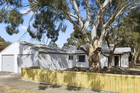 86 Wilson St, Colac, VIC 3250