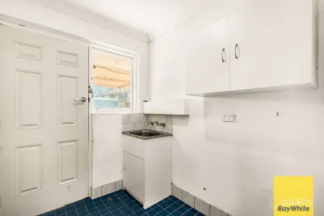 Property photo of 39 Harpenden Street Huntingdale WA 6110