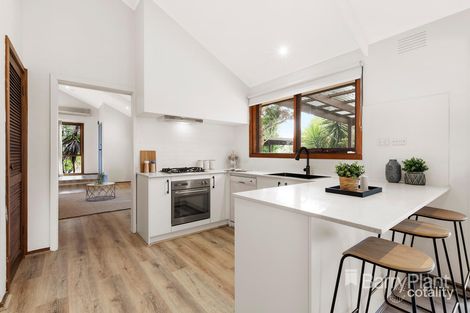Property photo of 2/241 Gilbert Road Preston VIC 3072