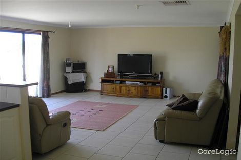 Property photo of 14 Walker Avenue Mannum SA 5238