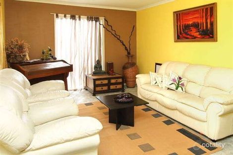 Property photo of 1 Langley Place Roxburgh Park VIC 3064