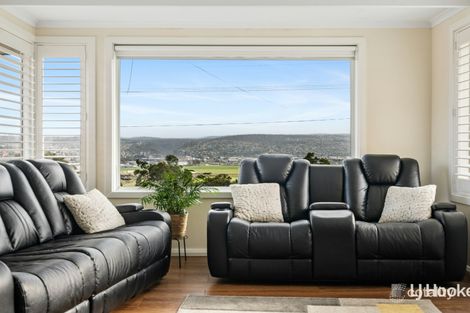 Property photo of 35 Wildor Crescent Ravenswood TAS 7250