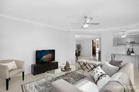 Property photo of 33 Ferraro Crescent West Hoxton NSW 2171