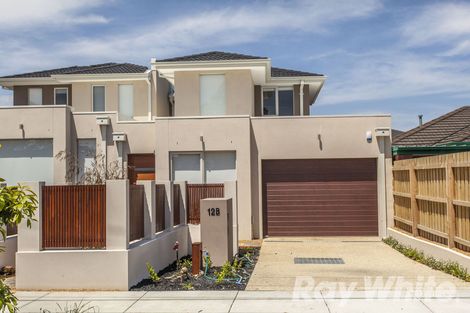12B AUSTIN ST, HUGHESDALE, VIC 3166