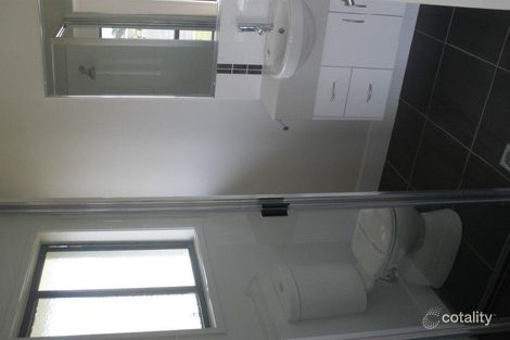 Property photo of 53 Mayfair Drive Emerald QLD 4720