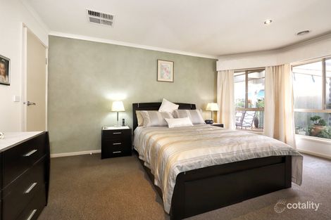 Property photo of 3 Orrong Place Craigieburn VIC 3064
