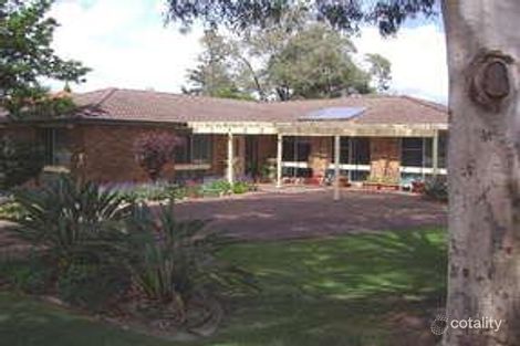 Property photo of 2 Crawford Avenue Tenambit NSW 2323