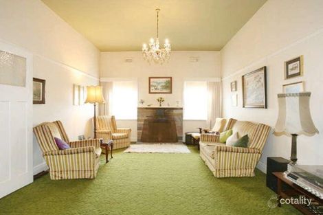 Property photo of 7 Field Street McKinnon VIC 3204