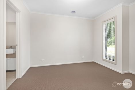 Property photo of 40 Warburton Drive Lucas VIC 3350