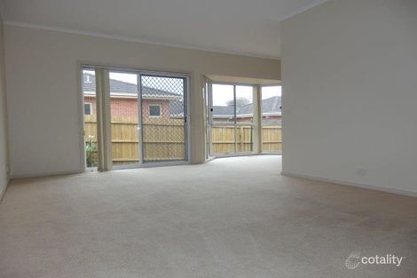 Property photo of 4/16 Simpsons Road Box Hill VIC 3128