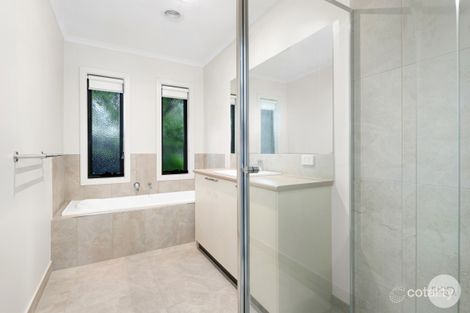 Property photo of 40 Warburton Drive Lucas VIC 3350