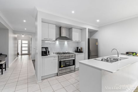 Property photo of 30 Friesian Street Mernda VIC 3754