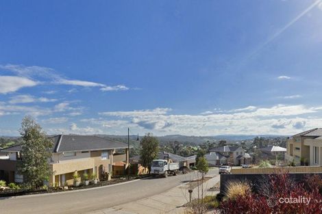 Property photo of 16 Melliodora Crescent Greensborough VIC 3088