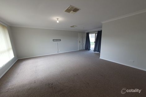 Property photo of 10 Fishermans Place Oxley Vale NSW 2340