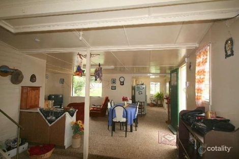 Property photo of 27 Albert Street Crows Nest QLD 4355