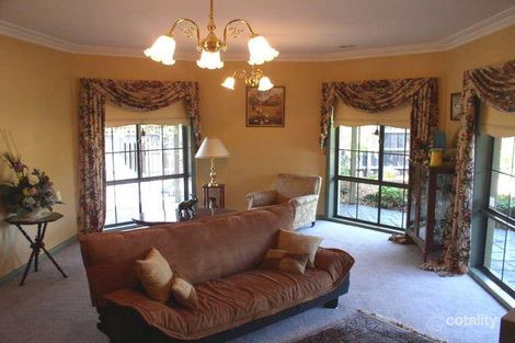 5 Eucalypt Dr, Lilydale, VIC 3140