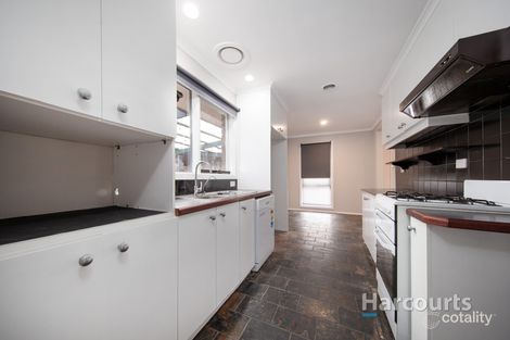 Property photo of 8 Kyora Court Melton VIC 3337