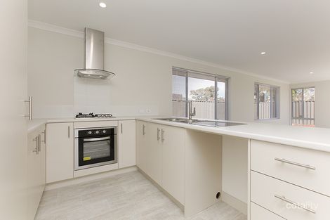 Property photo of 10 Turnstone Crescent Erskine WA 6210