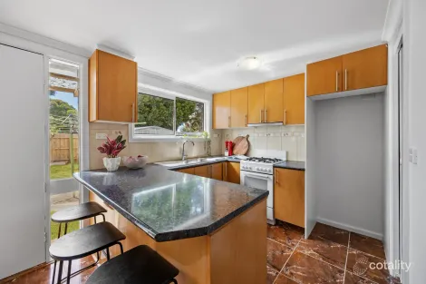 Property photo of 30 Savannah Crescent Epping VIC 3076