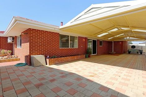 Property photo of 36 Jackadder Avenue Hammond Park WA 6164