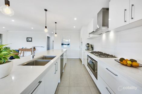 Property photo of 37 Strutt Way Noranda WA 6062