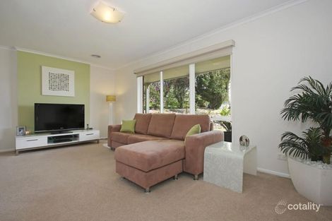 Property photo of 3 Peachwood Place Croydon Hills VIC 3136