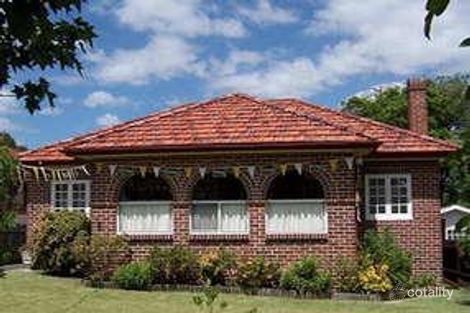 16 Holway St, Eastwood, NSW 2122