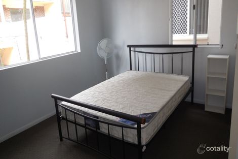 Property photo of 2/71 Warren Street St Lucia QLD 4067