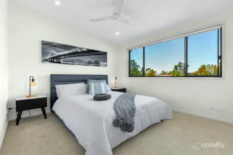 Property photo of 5/255 Cavendish Road Coorparoo QLD 4151