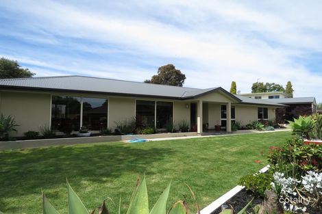 61 King St, Paynesville, VIC 3880