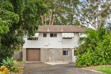 8 Lake Shore Dr, North Avoca, NSW 2260