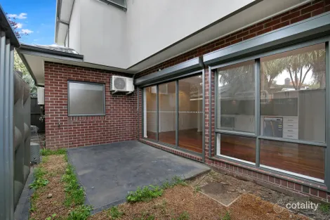 Property photo of 2/303 Mansfield Street Thornbury VIC 3071