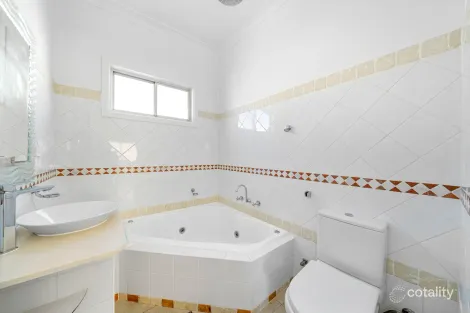 Property photo of 27 Lithgow Avenue Yagoona NSW 2199