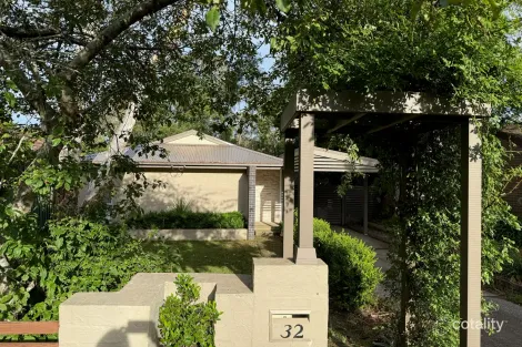 32 Paris Pde, Katoomba, NSW 2780