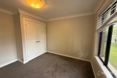 Property photo of 32 Paris Parade Katoomba NSW 2780