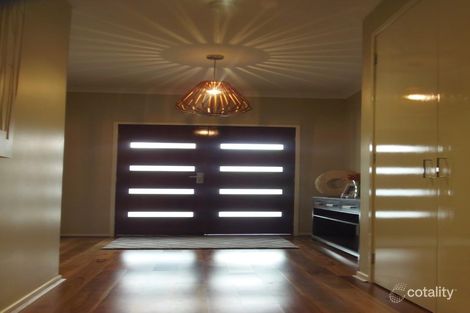 Property photo of 6 Rutherglen Way Caroline Springs VIC 3023