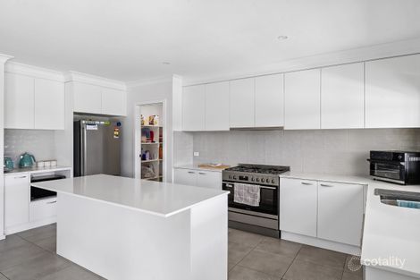 Property photo of 3 Packham Drive Cobram VIC 3644