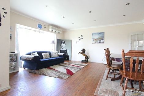 Property photo of 57 Amalfi Street Lurnea NSW 2170